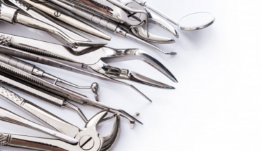 Ce sunt instrumentele chirurgicale si cum trebuie sa fie folosite?