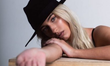 De ce ar trebui sa alegi cel mai mare studio de videochat pentru a lucra?