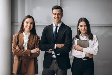 Cei 4 factori cheie care te motiveaza sa conduci o afacere