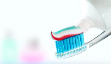 Cum va poate ajuta pasta de dinti potrivita