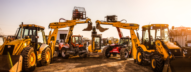 Utilaje grele utilizate in constructii. Tipuri si utilitati