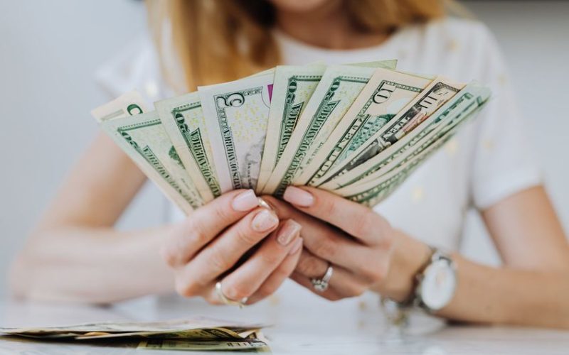 Bani rapid si usor ? Iata cateva solutii