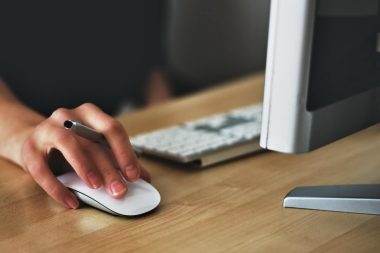 Te-ai mutat in Bucuresti si cauti rapid un loc de munca? PATRU joburi care nu necesita studii superioare finalizate