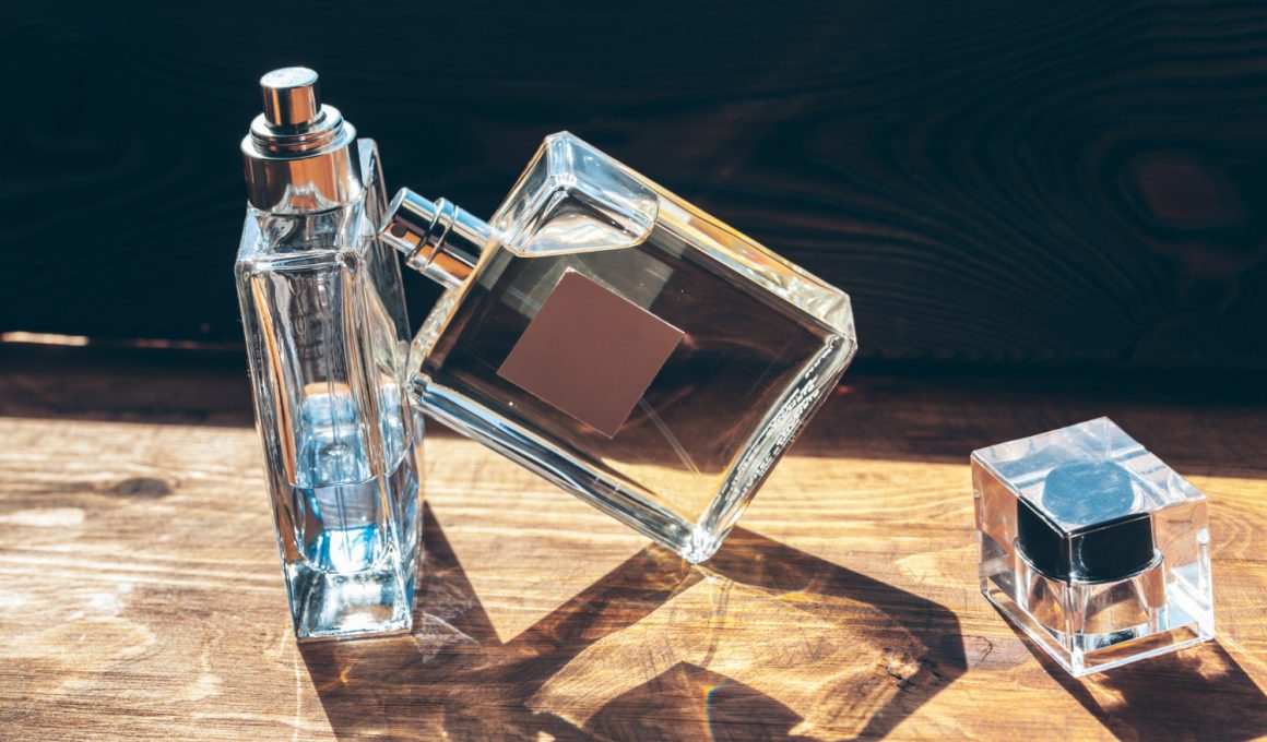 Parfumieri celebri: Artizani ai aromei care au redefinit industria parfumurilor