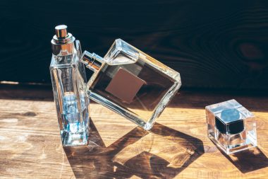 Parfumieri celebri: Artizani ai aromei care au redefinit industria parfumurilor
