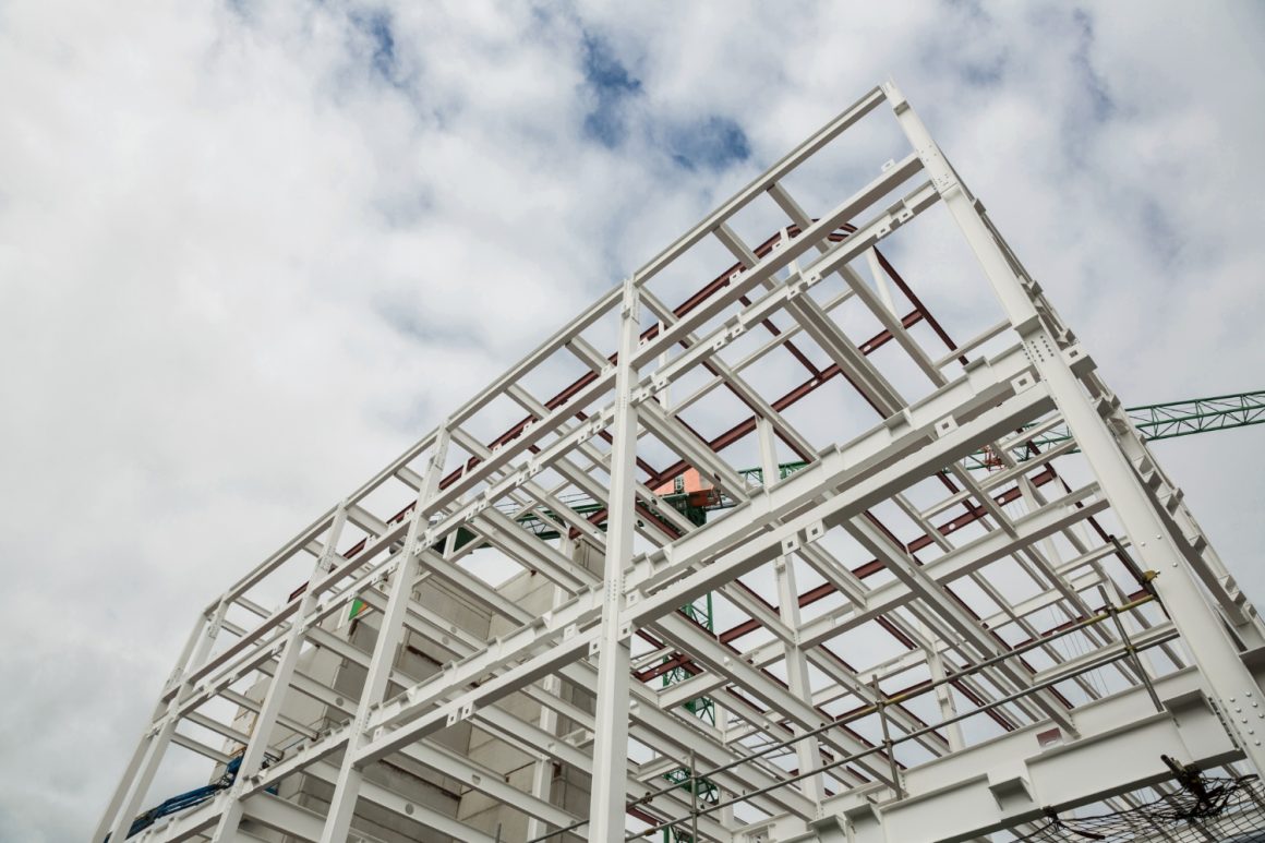 De ce se folosesc profilele de oțel în construcții?