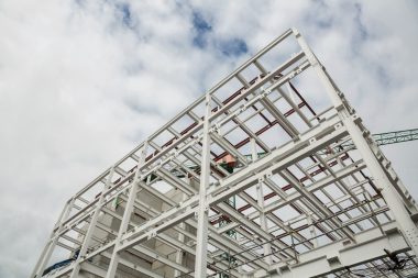 De ce se folosesc profilele de oțel în construcții?