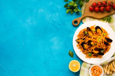Cum influențează Dunărea și proximitatea de apă selecția de fructe de mare în restaurantele din Galați