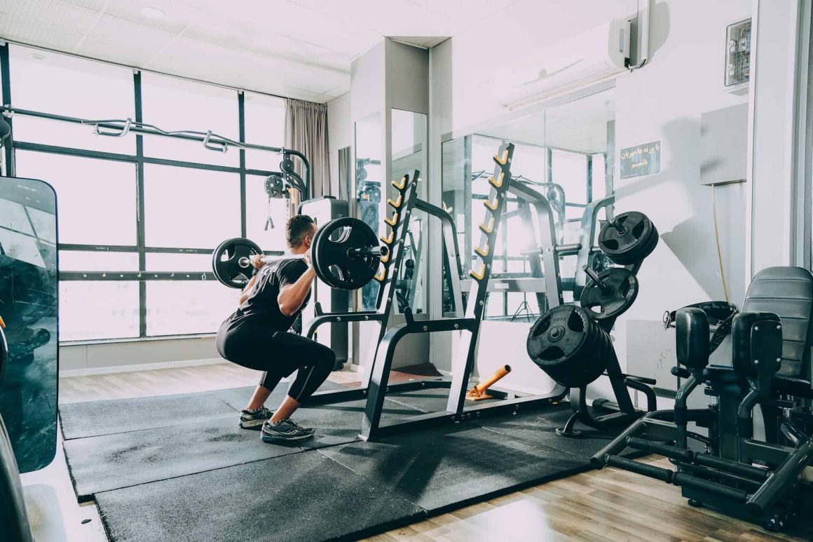 GLUTAMINA - ce este și cum te poate ajuta să ai performanțe mai bune în sala de fitness