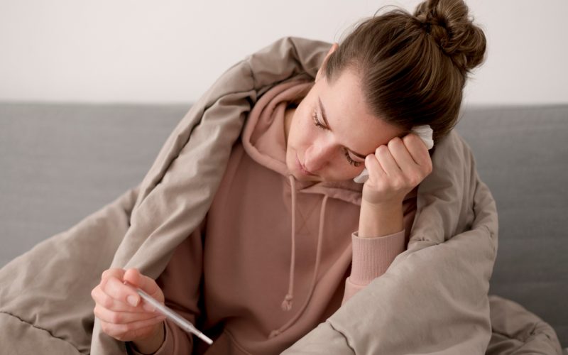 Tratamentul Răcelii și Gripei: Ghid pentru Combaterea Simptomelor Neplăcute