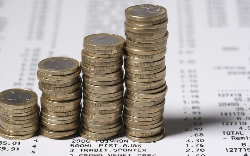Coplesit de prea multe datorii? Iata 5 solutii ca sa elimini din stresul financiar din viata ta