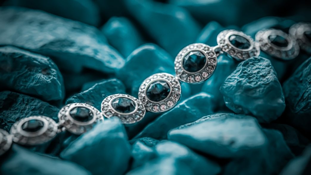 bratari cu pietre semipretioase